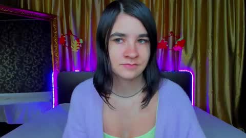 Polly online show from November 20, 7:29 am