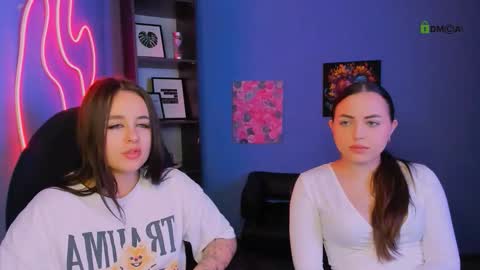 Polly online show from March 12, 5:27 pm