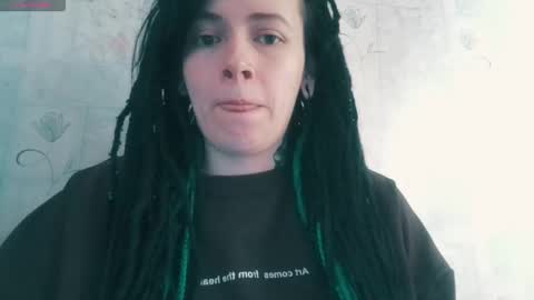 Polly online show from December 16, 10:10 am