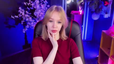 Polly online show from June 3, 10:40 am