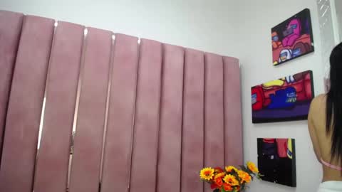 Snapshot of poly_sasha_ chatting on March 11, 9:24 am poly sasha  online show from March 11, 9:24 am