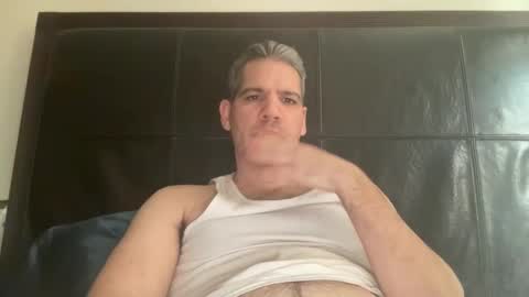 Snapshot of ponchynyc chatting on February 17, 7:55 pm PONCH online show from February 17, 7:55 pm