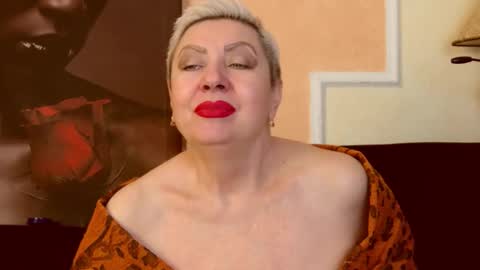 LADY POSH online show from October 30, 10:54 pm