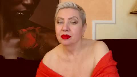 LADY POSH online show from October 24, 9:37 pm