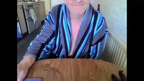 poshman65 online show from March 22, 11:36 am