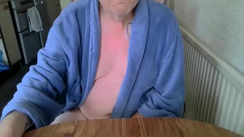poshman65 online show from May 13, 9:08 am