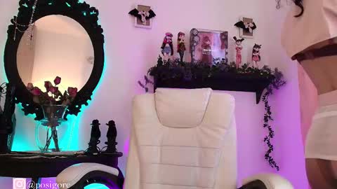 Anna Goth independient model online show from October 31, 10:32 pm