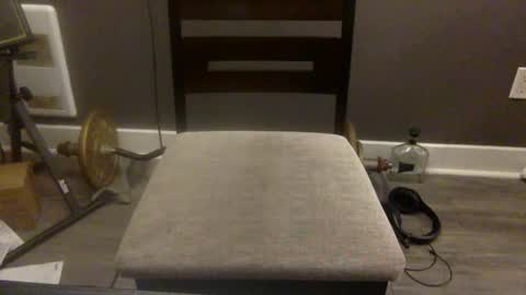 pp42091 online show from February 4, 8:07 am