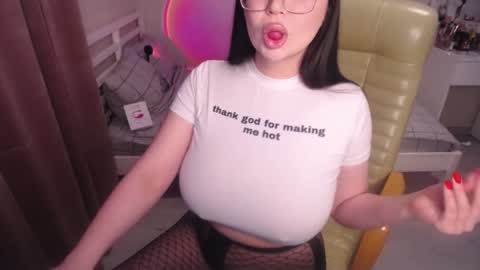 Lina online show from March 10, 4:38 am