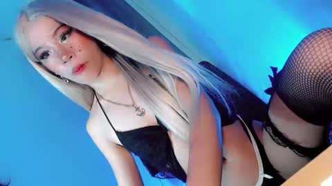 GODDESS PRECIOUS online show from October 21, 6:11 pm