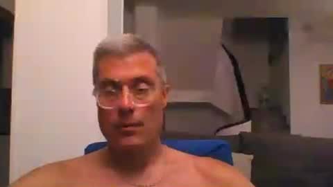 prendimisubito online show from July 18, 10:23 pm