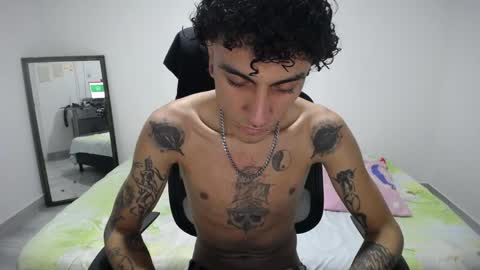 Plux online show from March 30, 4:45 am