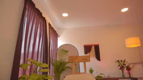 Nayrobi online show from February 25, 5:40 pm