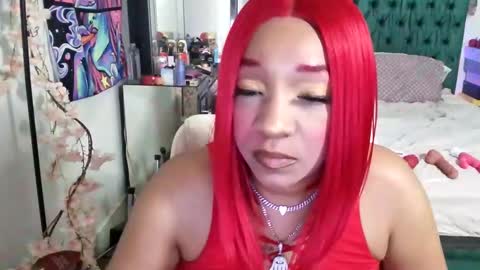 Yasmine pretty online show from October 21, 7:35 am