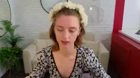 Lady vikki  online show from June 12, 10:36 am