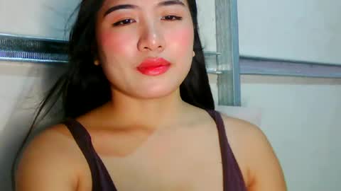 pretty_am online show from June 17, 4:45 pm