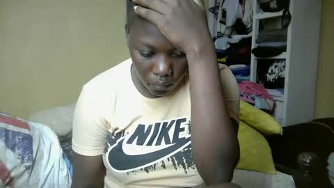 pretty_barbz online show from April 2, 5:48 am