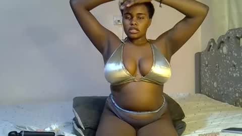 pretty_daina3 online show from October 16, 7:24 pm