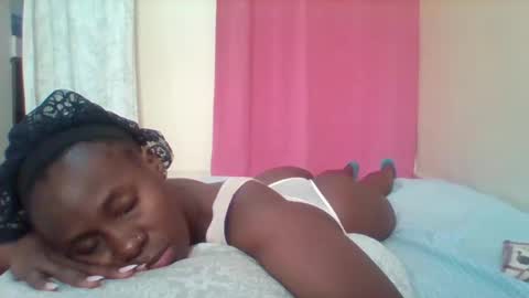 pretty_darya online show from February 14, 4:37 am