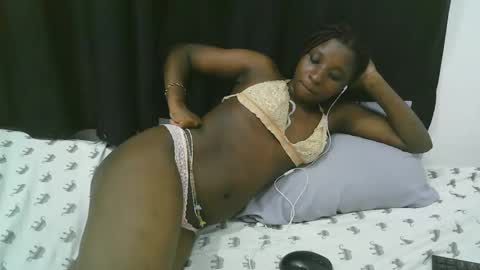 pretty online show from May 16, 10:36 am