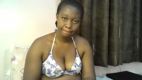 pretty_kylah online show from February 13, 3:10 am