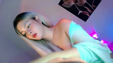 Flor online show from October 8, 7:36 am