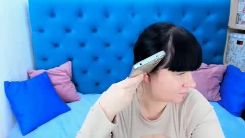 pretty_malika online show from November 11, 5:09 am