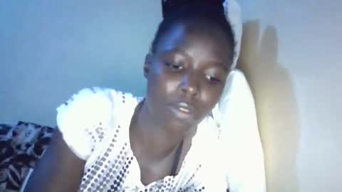 pretty_petite_ebony online show from February 26, 9:09 pm