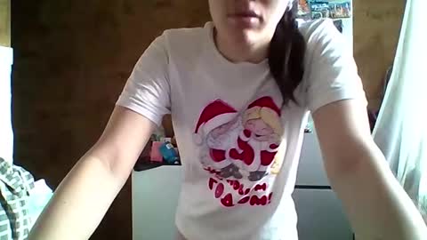 Bella online show from April 28, 3:22 am