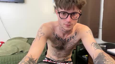 pretty boy online show from April 2, 2:30 am