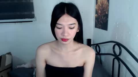 ASHLEY online show from October 27, 12:05 pm