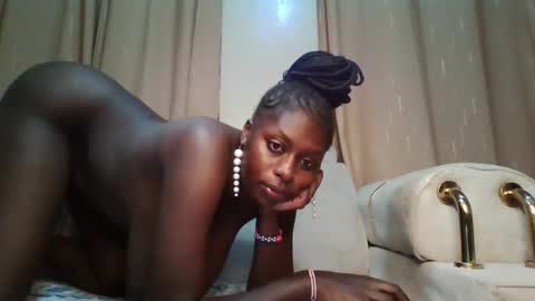 prettydulce online show from October 24, 3:46 pm