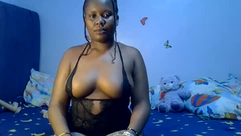 prettymel1 online show from May 21, 6:36 pm