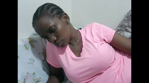 nana online show from December 18, 12:50 am