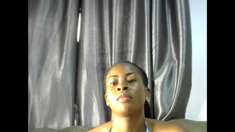 prettypetite09 online show from September 22, 11:36 am