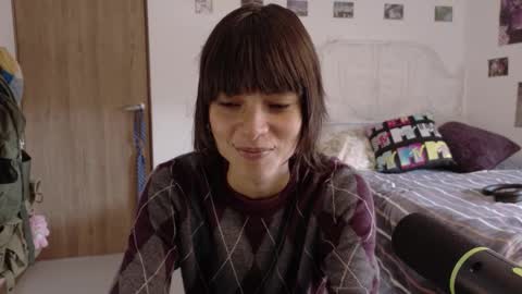 Juli online show from March 21, 7:07 pm