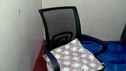 prettyslutbabe online show from December 22, 4:39 am