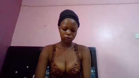 Snapshot of prettywendy21 chatting on September 22, 6:28 am prettywendy21 online show from September 22, 6:28 am