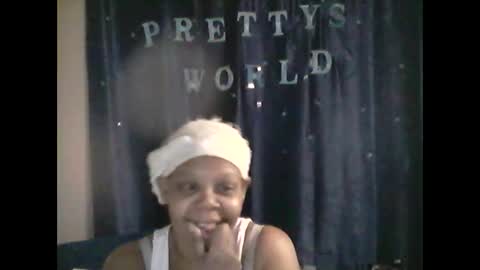 prettyworld24 online show from December 7, 7:54 am