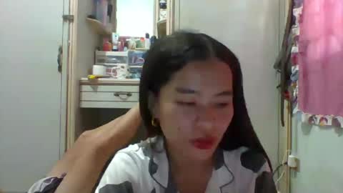 prety784828 online show from June 14, 1:38 am