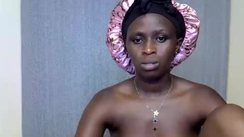 pretysexxy online show from March 26, 3:50 pm