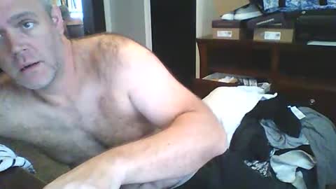 Snapshot of primetimeride chatting on October 23, 8:42 pm primetimeride online show from October 23, 8:42 pm