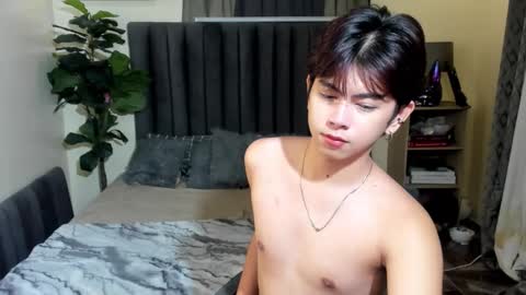 princecalix online show from October 19, 6:23 pm