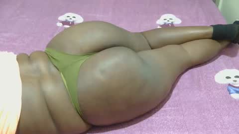 Snapshot of princess_alya chatting on October 9, 1:27 pm princess online show from October 9, 1:27 pm