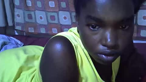 Snapshot of princess_scovia chatting on October 21, 1:11 am princess_scovia online show from October 21, 1:11 am