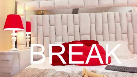 Snapshot of princessammy1 chatting on January 30, 3:00 am princessammy1 online show from January 30, 3:00 am