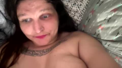 Queenie online show from November 9, 3:54 am