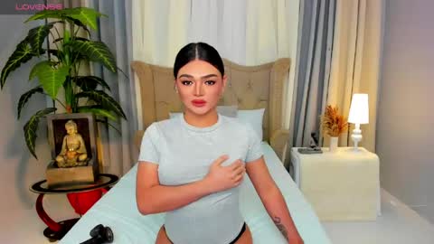 PrincessDONT FORGET TO FOLLOW ME online show from April 13, 4:00 pm