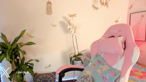 princessluna_14 online show from May 21, 10:38 pm