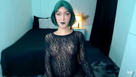 Love online show from March 10, 9:12 am